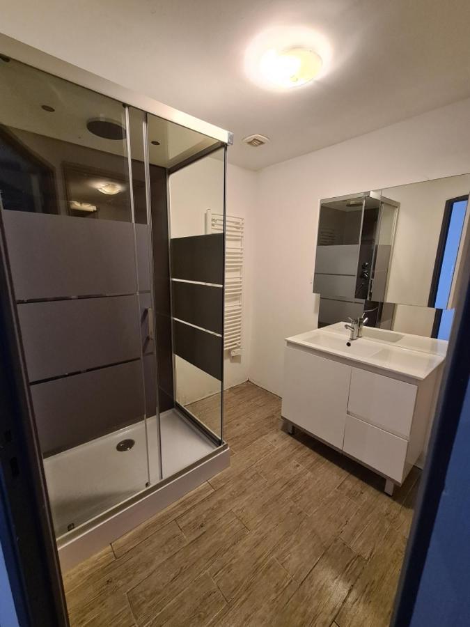Appartement De La Cour Des Rois En Centre Ville ヴェルダン・シュル・ムーズ エクステリア 写真